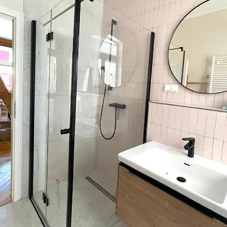 Horami - Origami Mit Terrasse Apartmán *